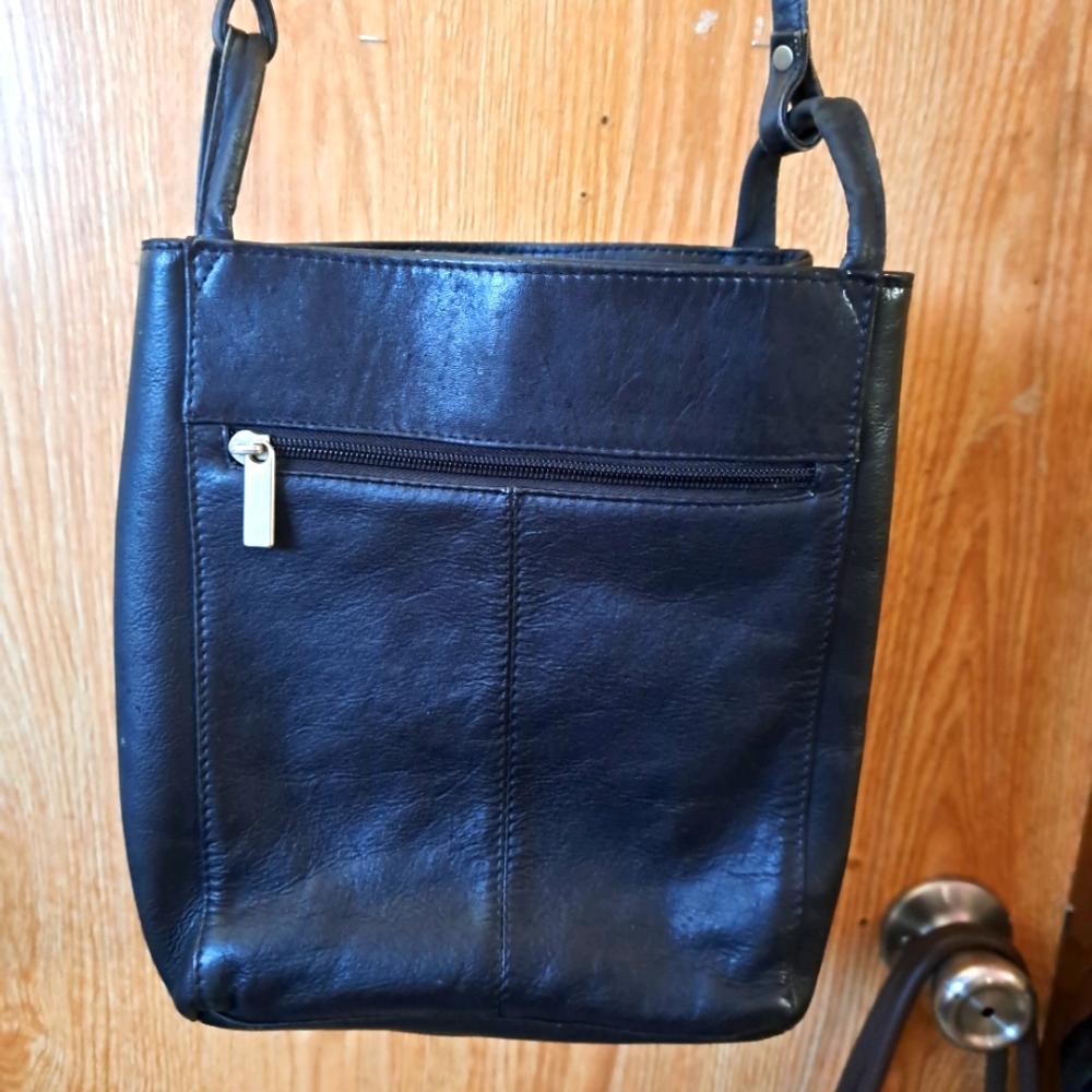 Black leather crossbody purse
